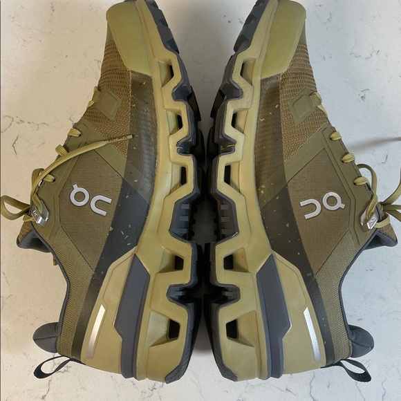 On Running Cloudwander Waterproof Hunter Safari Mens Size 9.5 Worn a Few Times - Picture 7 of 17